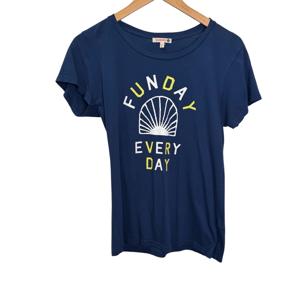 Sundry Womens Funday Every Day Graphic Tee Navy Blue Short Sleeve Size 0 XS